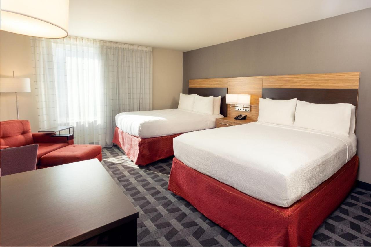 Towneplace Suites By Marriott Las Vegas Stadium District Exterior photo
